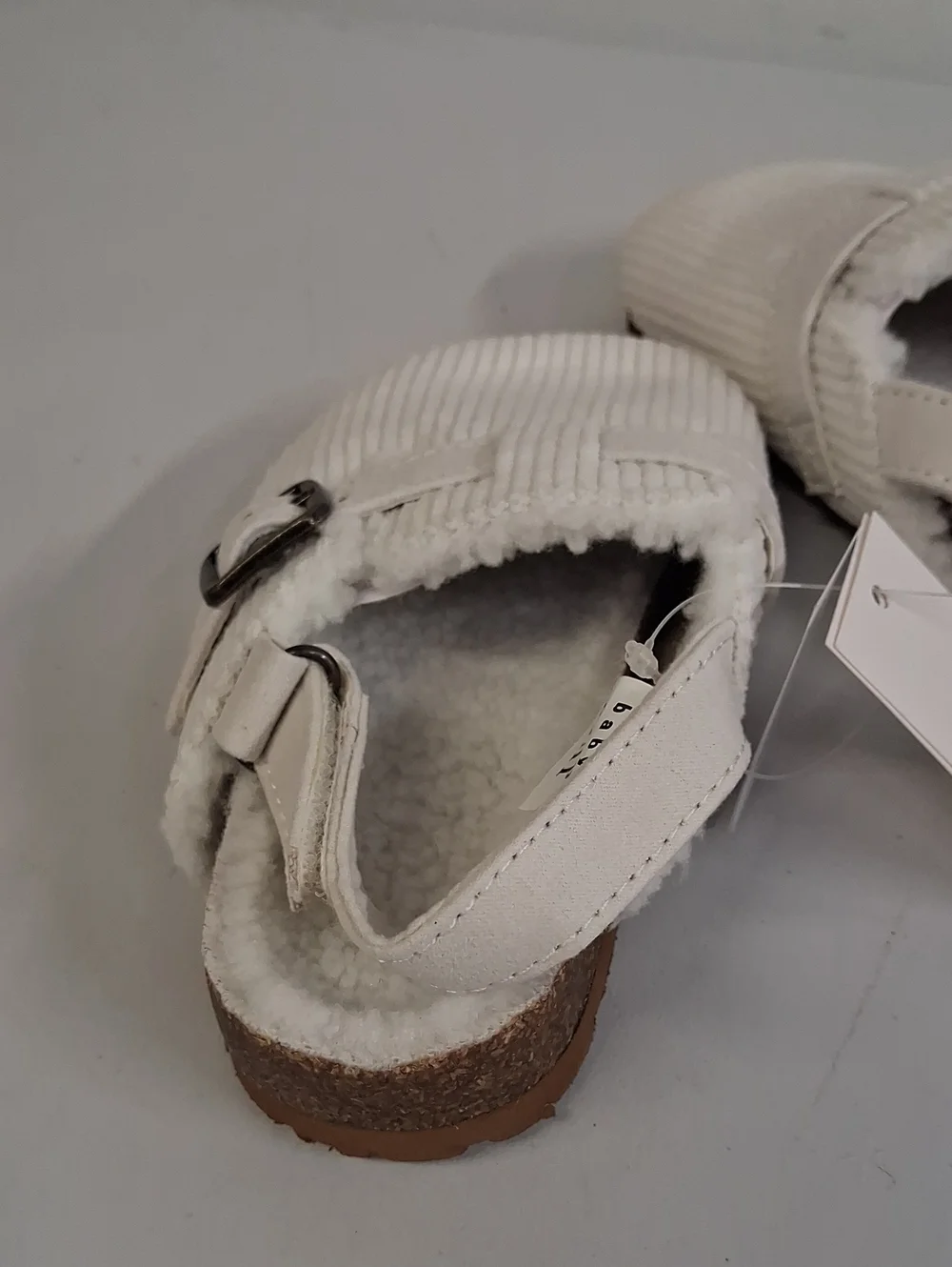 GAP comfortable cream